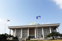 [디스Law] “출석 없이 수당 없다”··· 박홍근, ‘반쪽 국회’ 제재법 발의