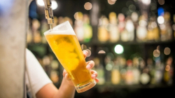 [통계N] ‘가장 많이’ 마시는 술은 ‘맥주’... ‘소주’는 ‘가장 자주’