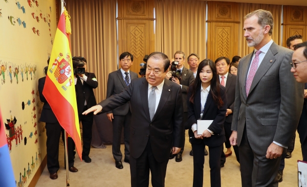문희상 국회의장과 펠리페 6세 스페인 국왕(사진=국회의장실)