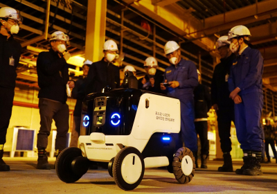 LG전자, AI 자율주행로봇 포스코 광양제철소 고위험 설비진단 실증