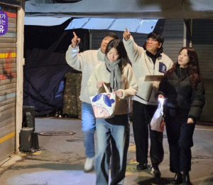 매일유업 임직원, '독거 노인에 우유 배달' 나눔활동