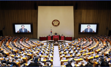 [디스Law] 빈병·폐지 줍는 어르신 돕는다... 이명수, ‘재활용품수거노인지원법안’ 발의