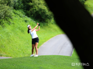 [KLPGA]한진선, 첫 홀 부터 위기'