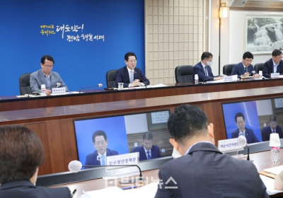 김영록 전남도지사 “동부본부 조직개편안 의회 통과 뜻 모아야”