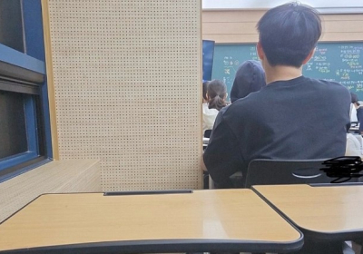 맘카페 난리난 '시대인재 구석자리'