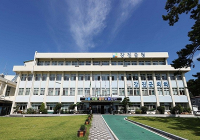 전남 강진군 “농촌 빈집 줄이고 도시 인구는 유입하고”