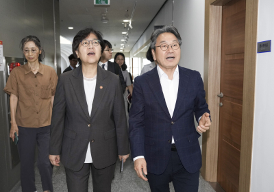 정은경 복지부 장관, ‘광주다움 통합돌봄’ 현장 점검